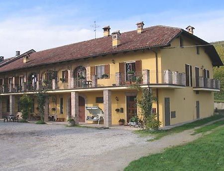 Cascina Rocca - Guest House Castiglione Falletto Dış mekan fotoğraf